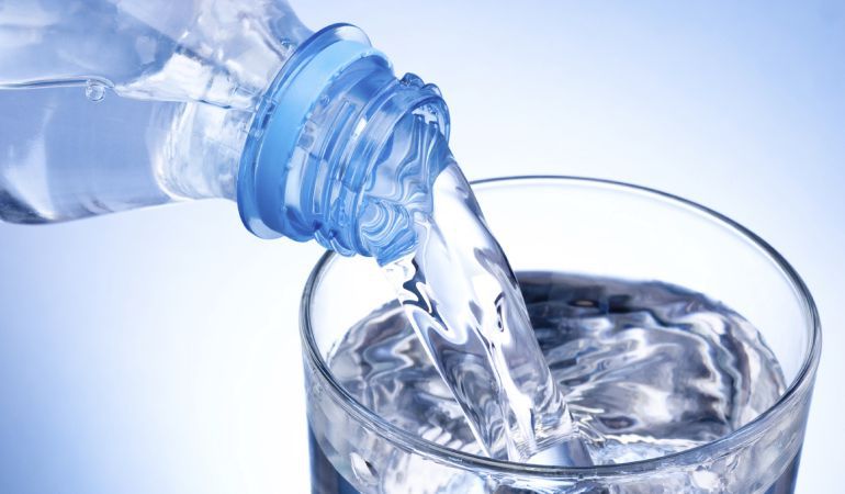 Agua 1,50 l.